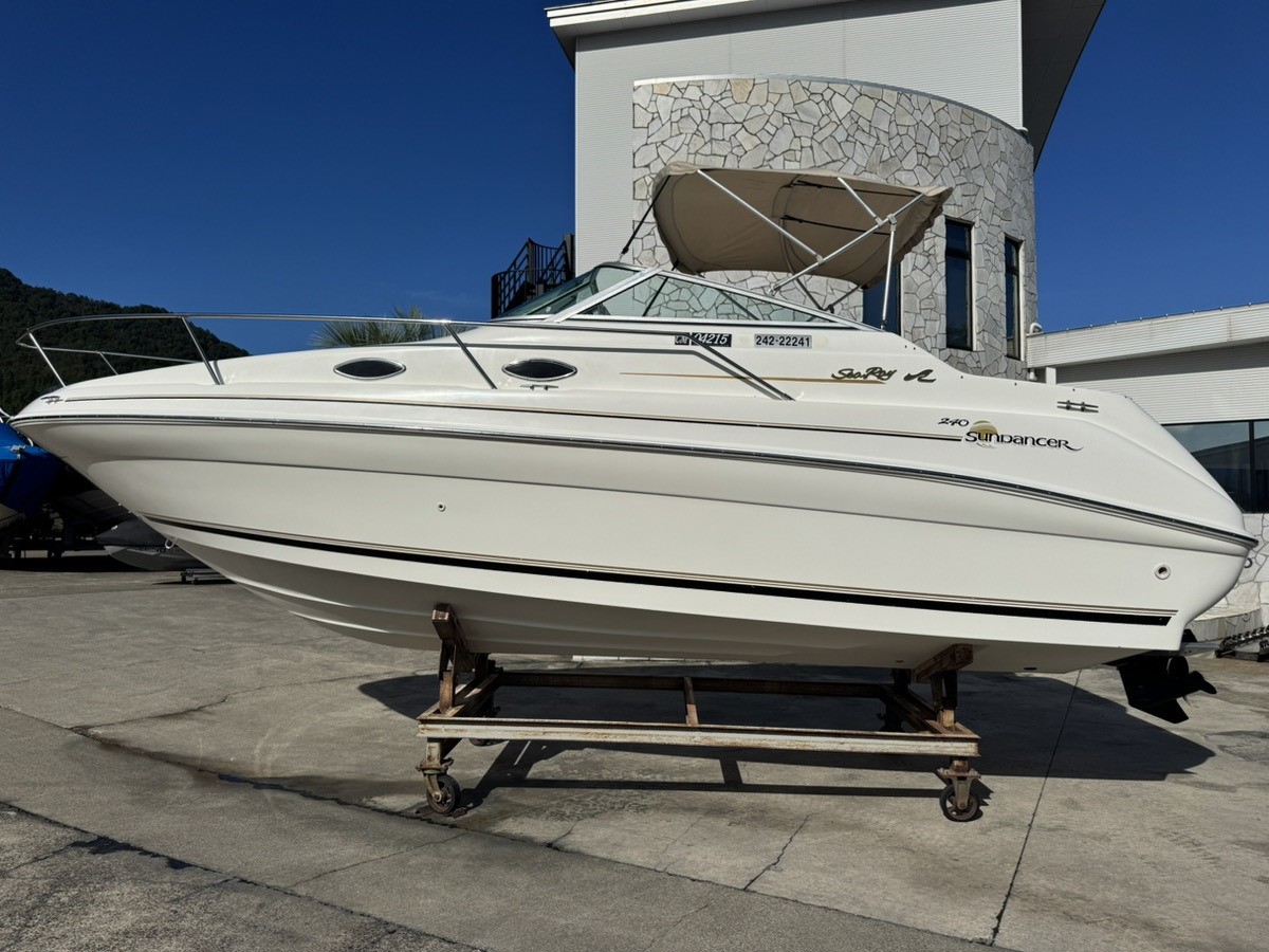 SeaRay 240 SunDancer
