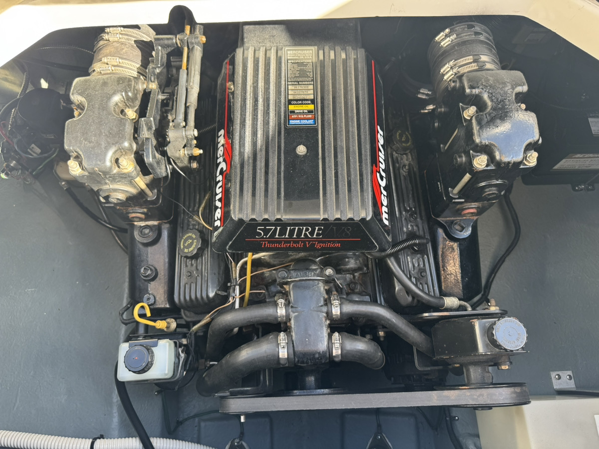 SeaRay 240 SunDancer