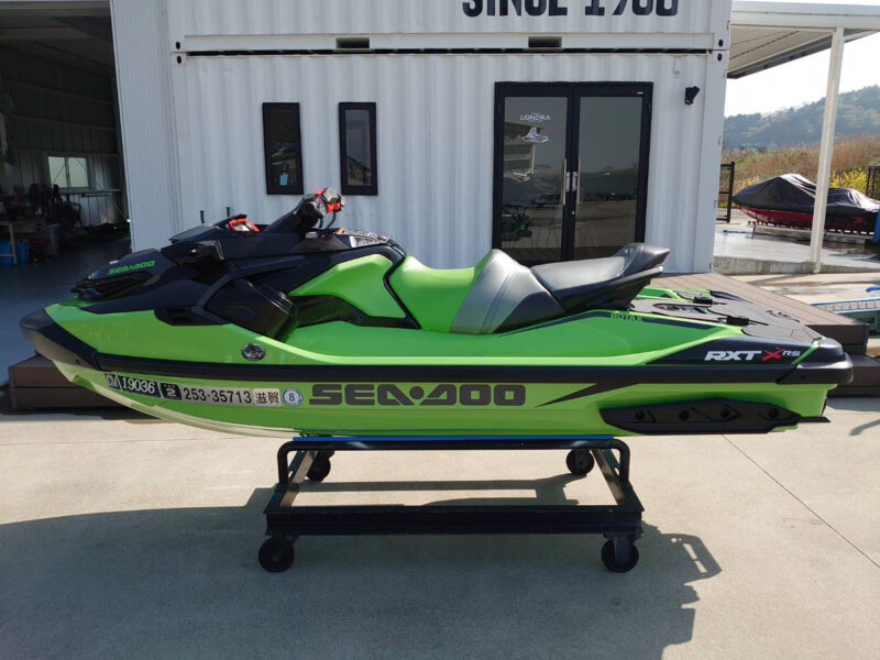 SEADOO RXT-X300RS