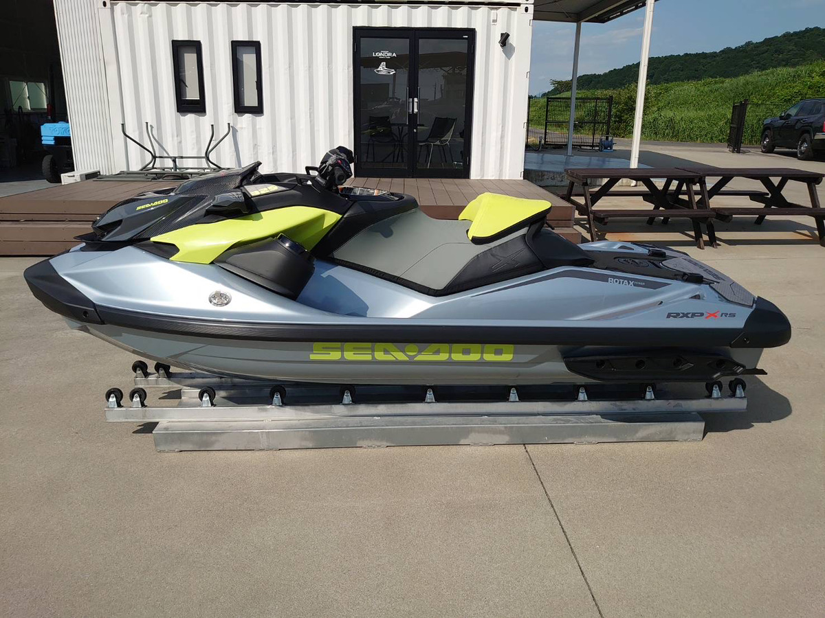 SeaDoo RXP X325