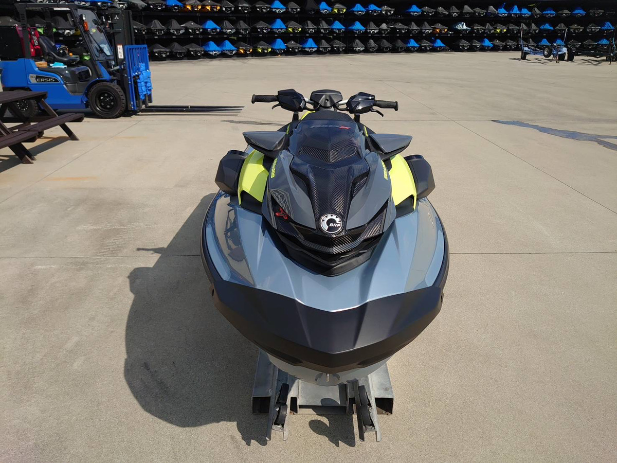 SeaDoo RXP X325