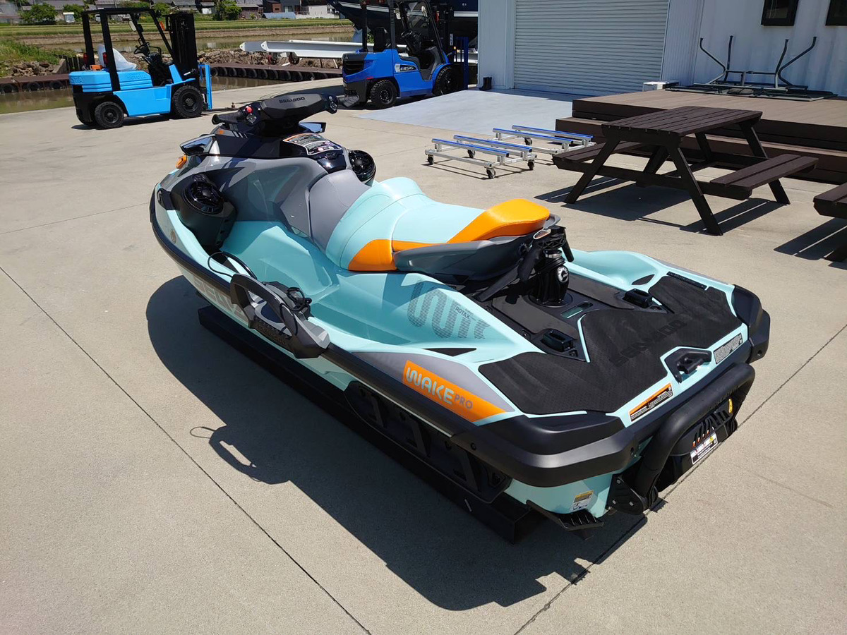 SEADOO WAKE PRO 230