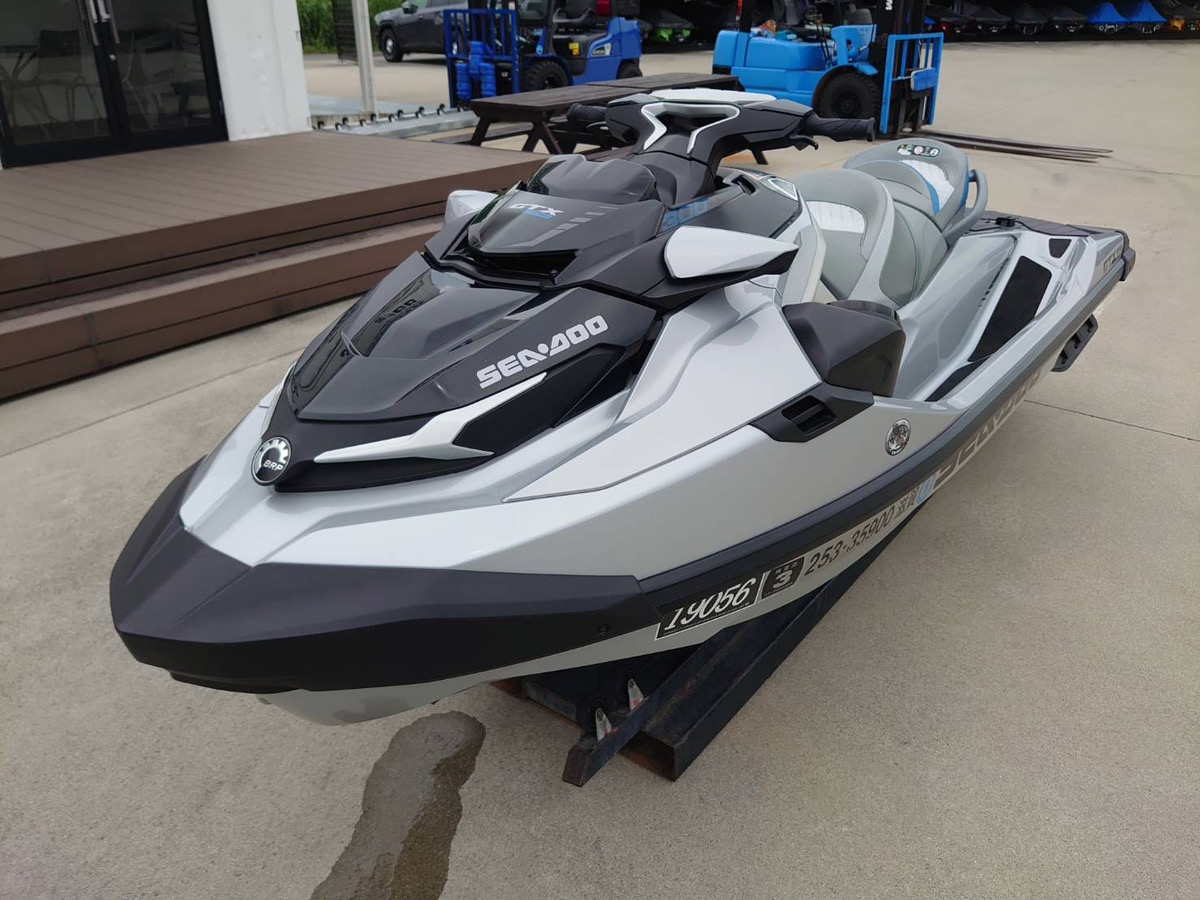 SEADOO GTX LTD 300 with iDF