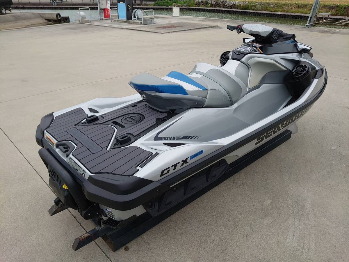 SEADOO GTX LTD 300 with iDF