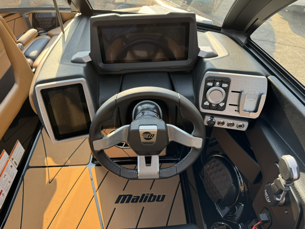 Malibu WakeSetter 23LSV