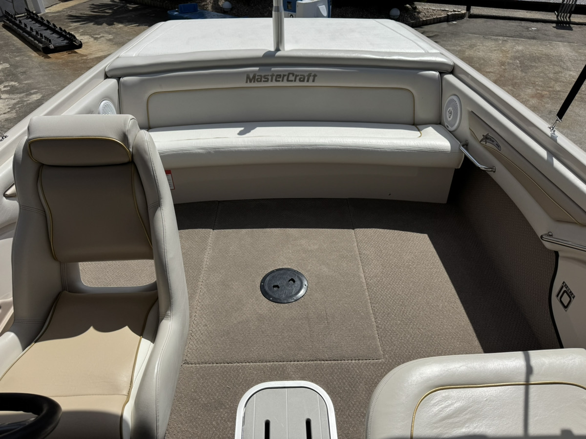 MasterCraft Maristar205