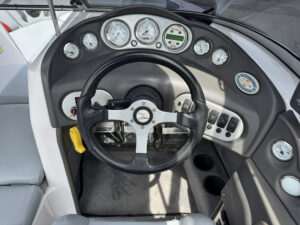 MOOMBA MOBIUS XLV　長龍マリーナ