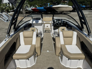 SCARAB255 プラチナム　長龍マリーナ