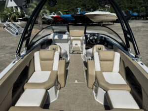 SCARAB255 プラチナム　長龍マリーナ