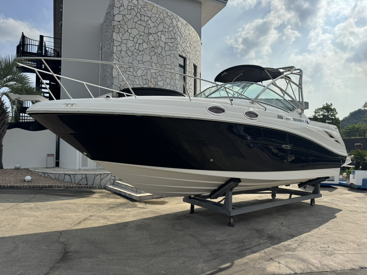 SeaRay270AJ
