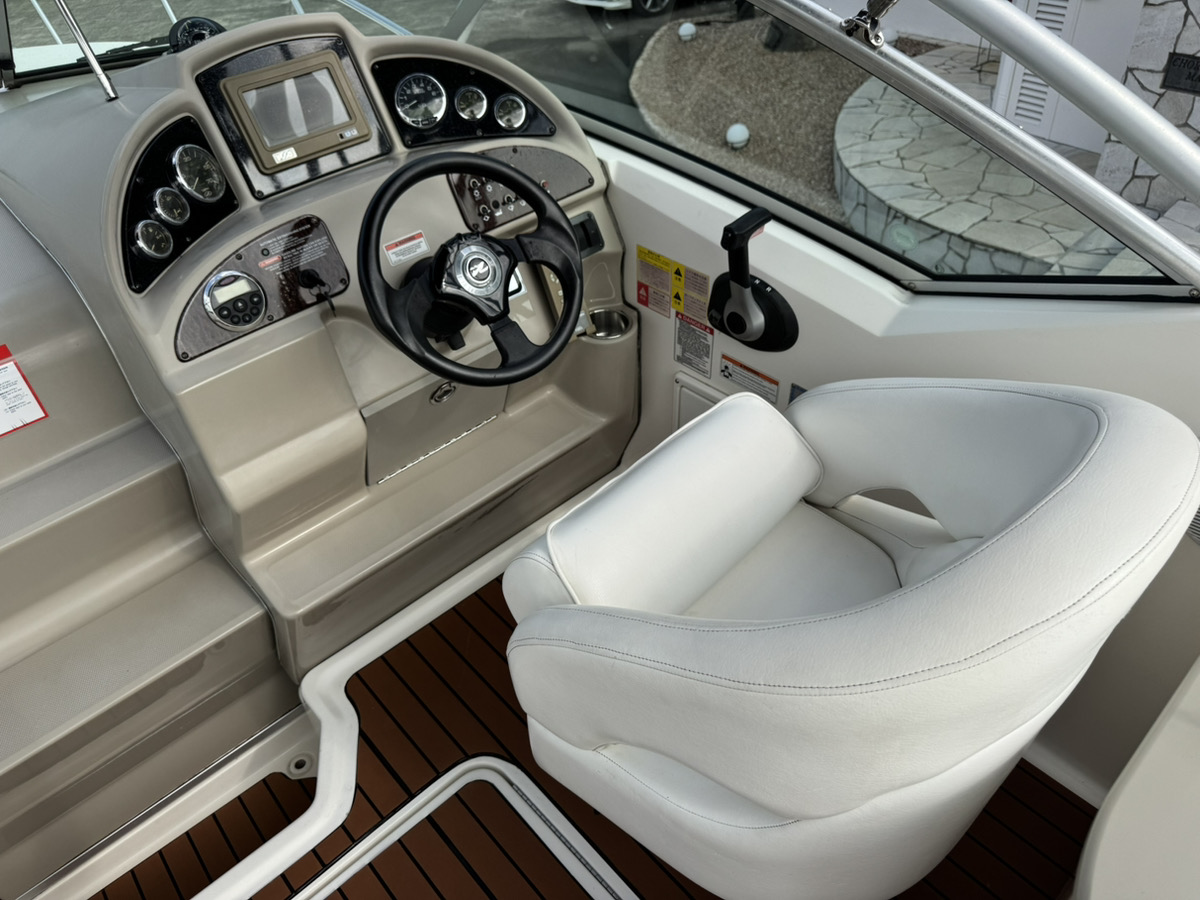 SeaRay270AJ