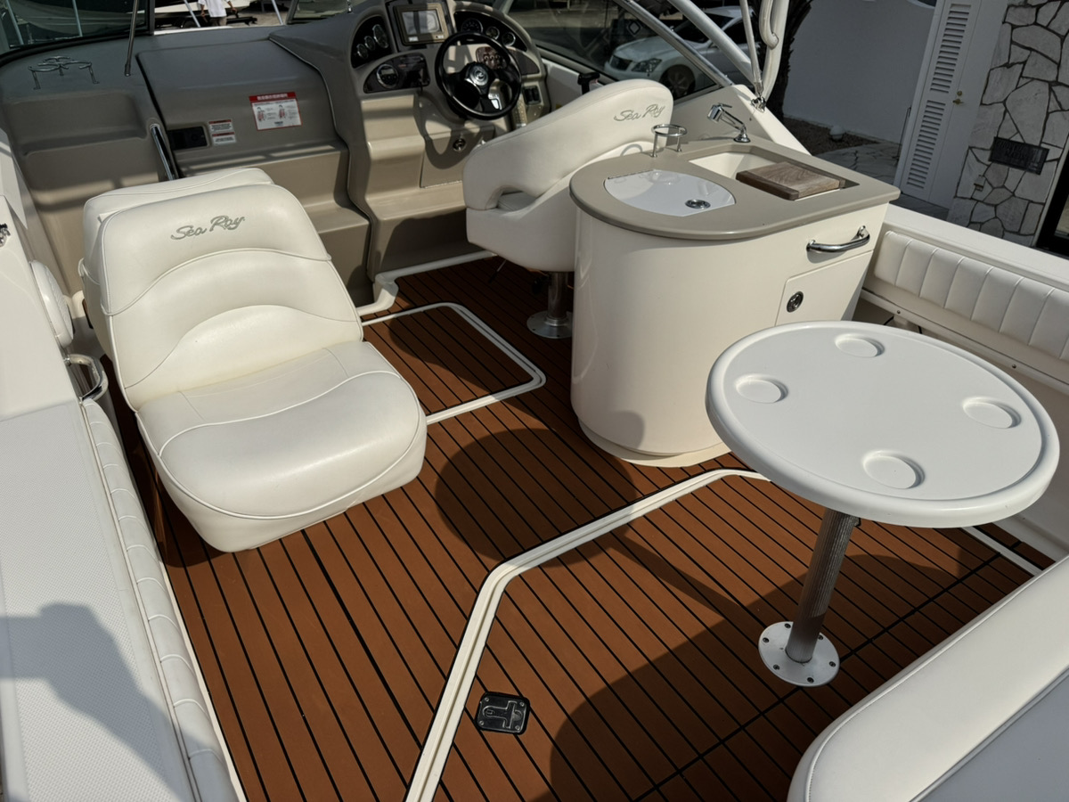 SeaRay270AJ