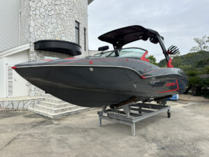 長龍マリーナ　MB　BOATS　ボート