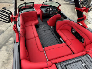 長龍マリーナ　MB　BOATS　ボート