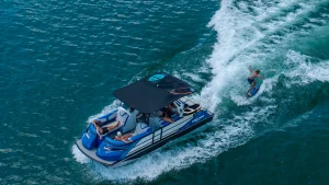 琵琶湖　ウェイクサーフィン　ウェイクボード　MONTARA　ウェイク艇　マリンスポーツ　ポンツーン　パーティボート