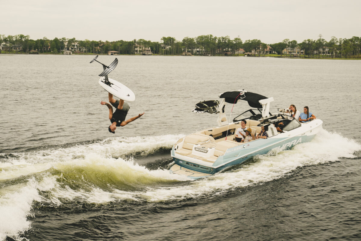 SUPRA BOATS 2027 NEW
