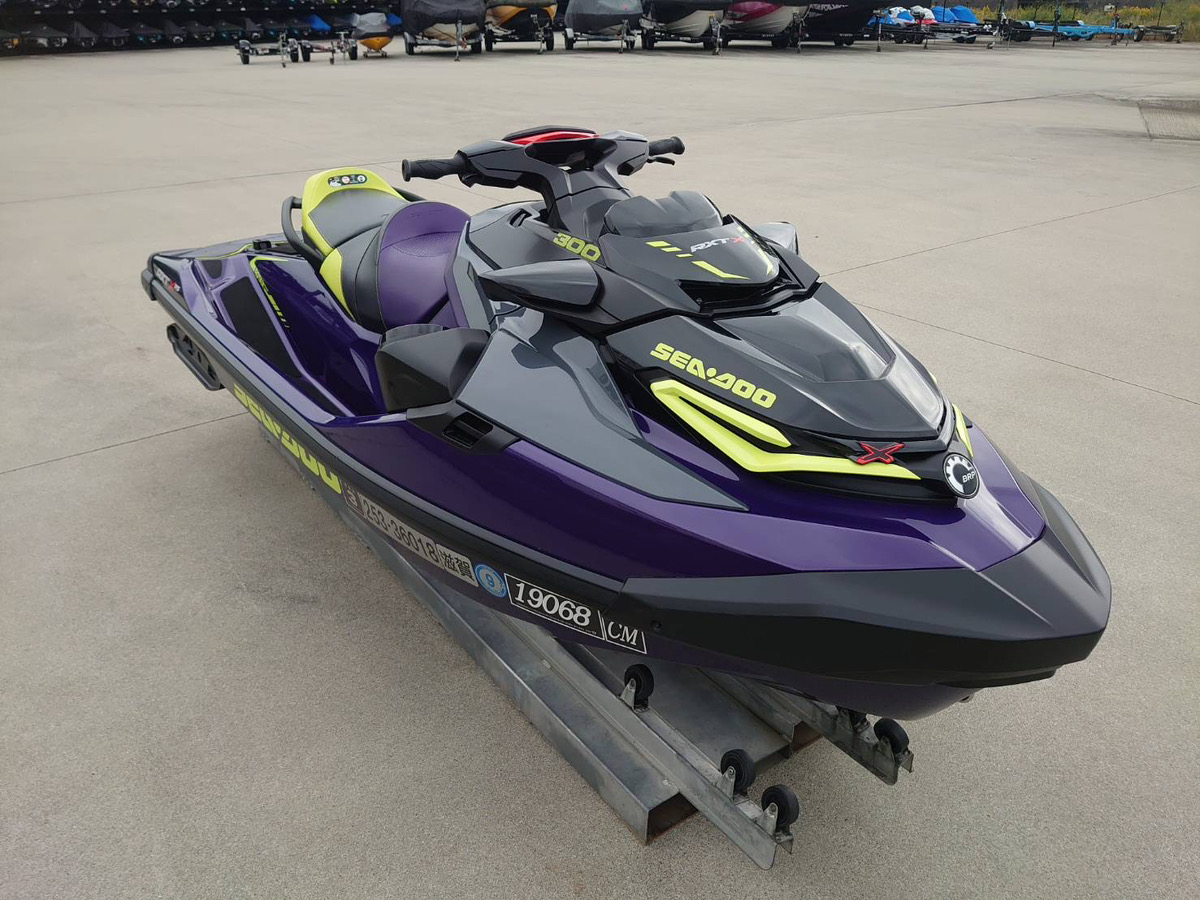 SEADOO RXT-X300