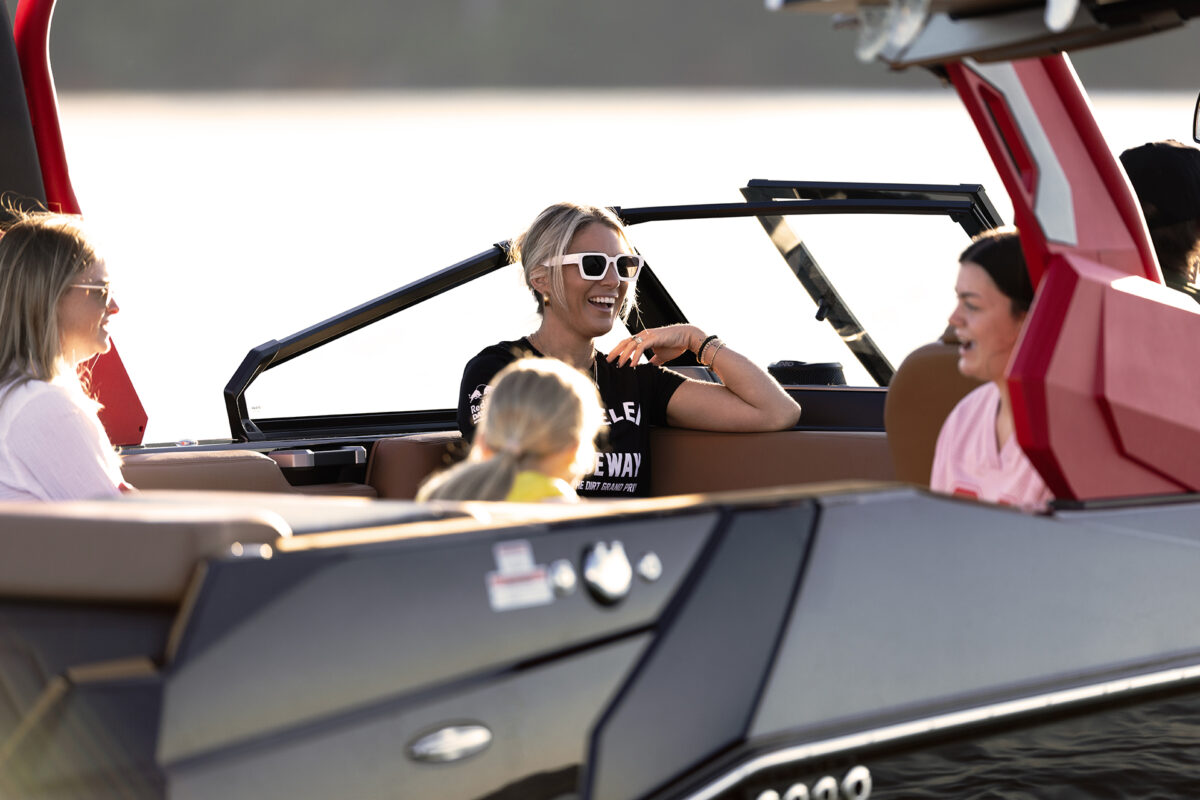 SUPRA BOATS 2027 NEW
