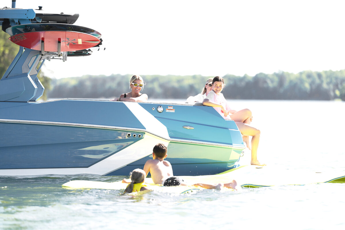 SUPRA BOATS 2027 NEW