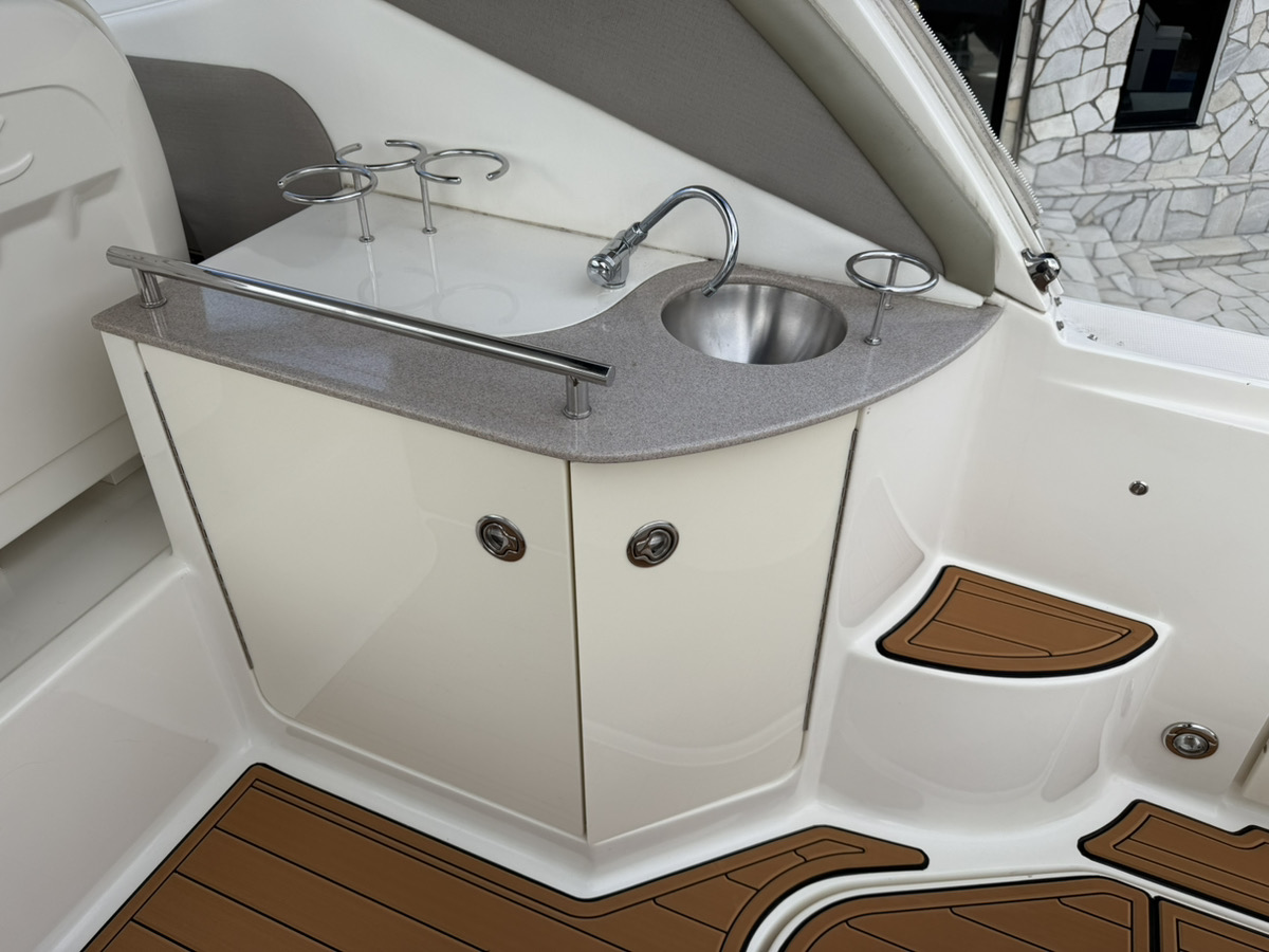 SeaRay290DA（2006）