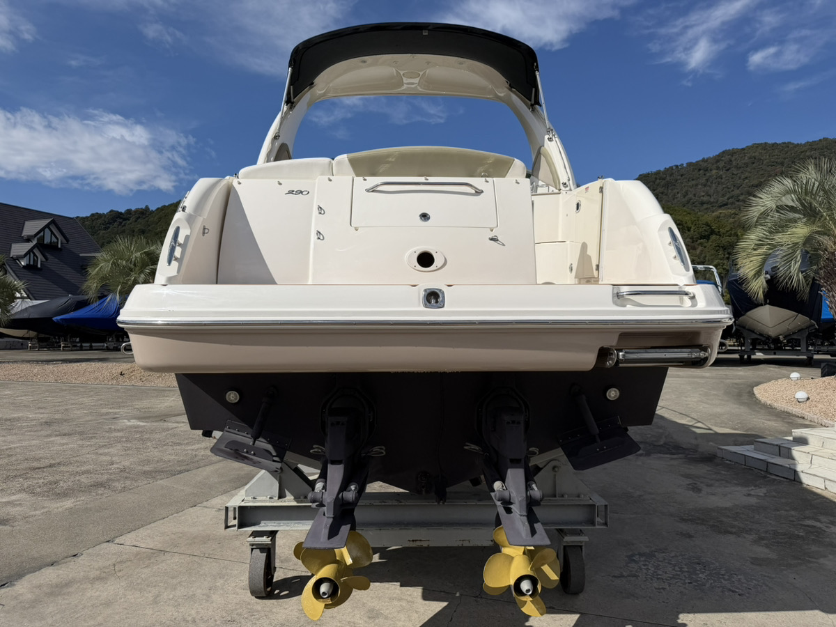 SeaRay290DA（2006）