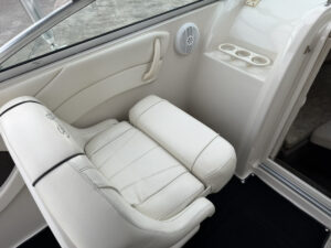 SeaRay　シーレー　シーレイ　クルーザー　中古艇　びわ湖　マリーナ　長龍