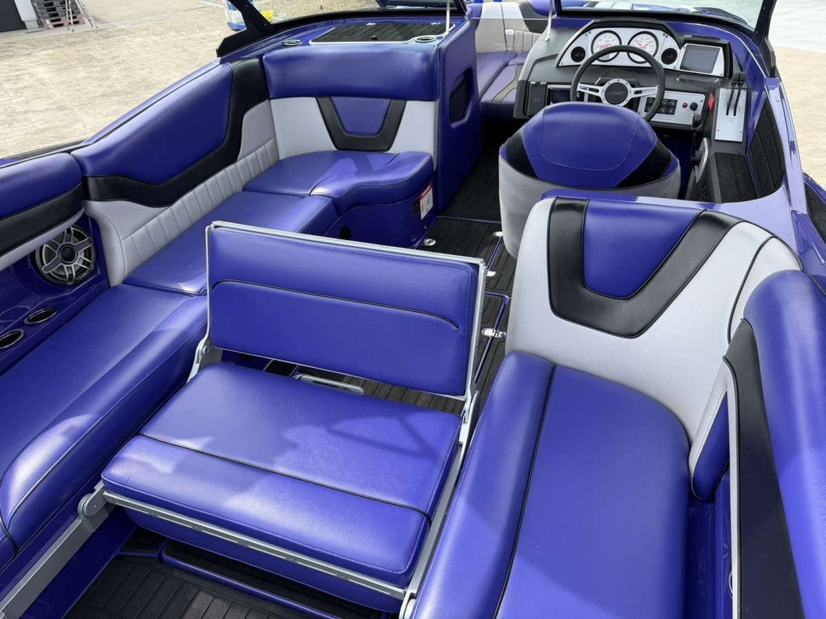 F24 TOMCAT ALPHA SURF & WAKE