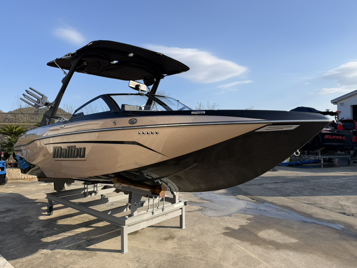 Malibu WakeSetter 23LSV