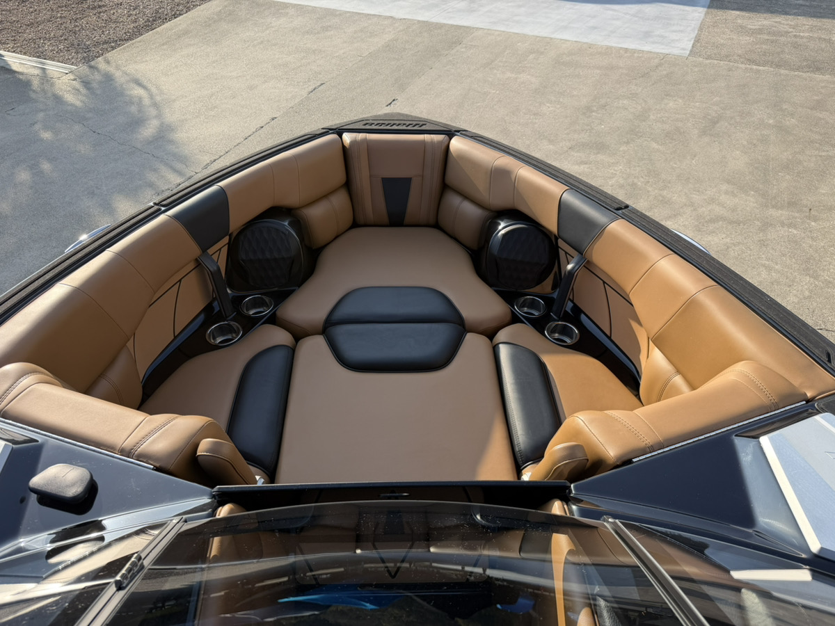 Malibu WakeSetter 23LSV