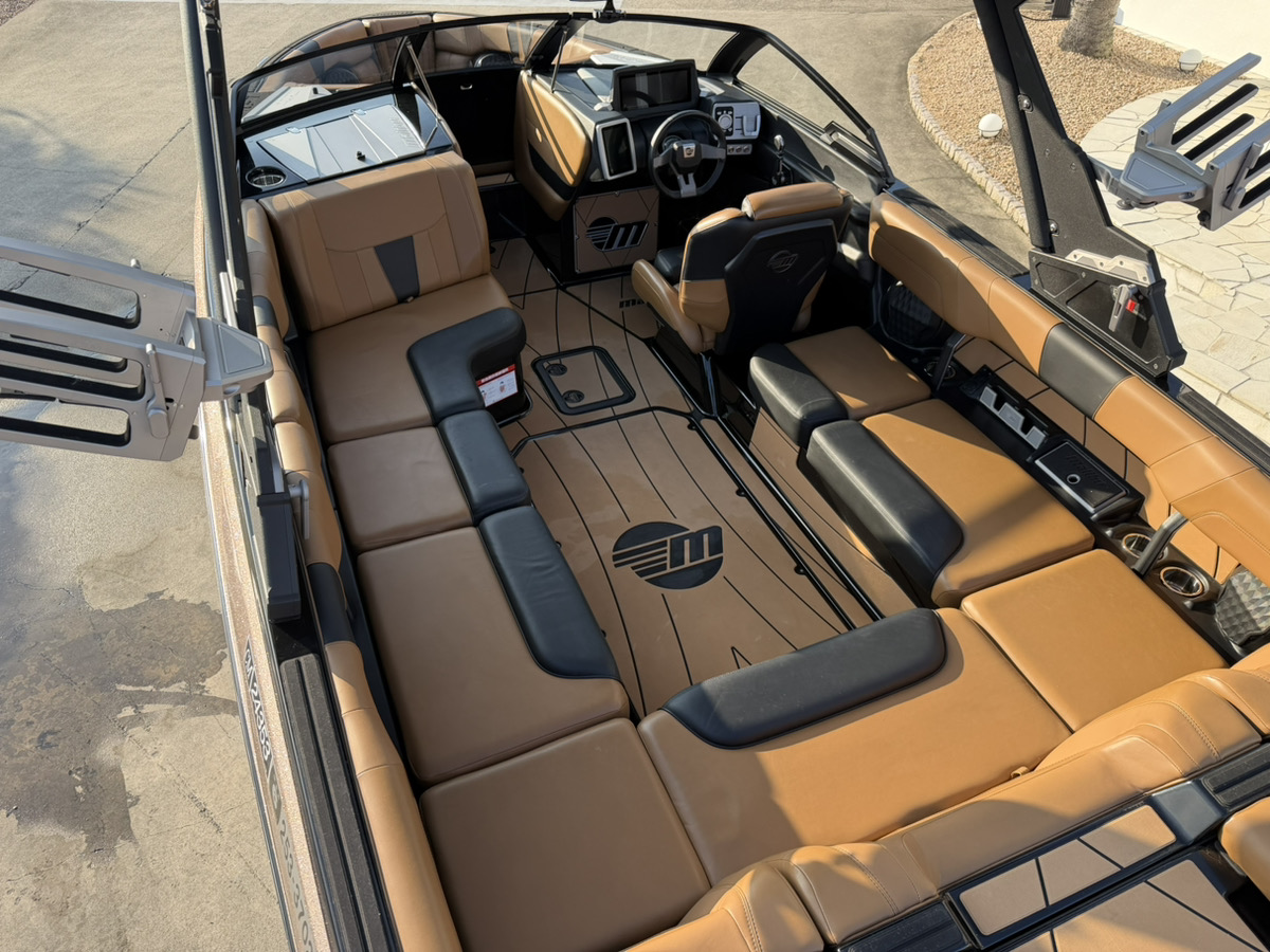 Malibu WakeSetter 23LSV