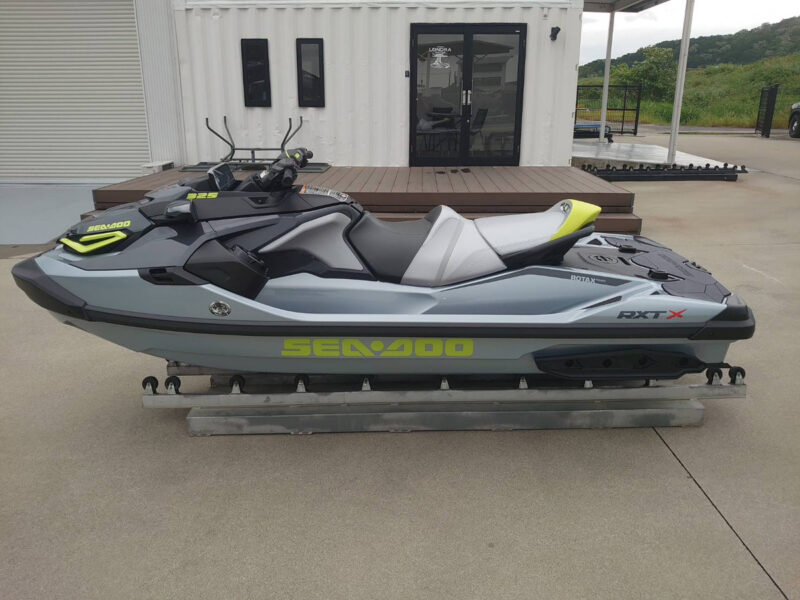SEADOO  RXT-X 325