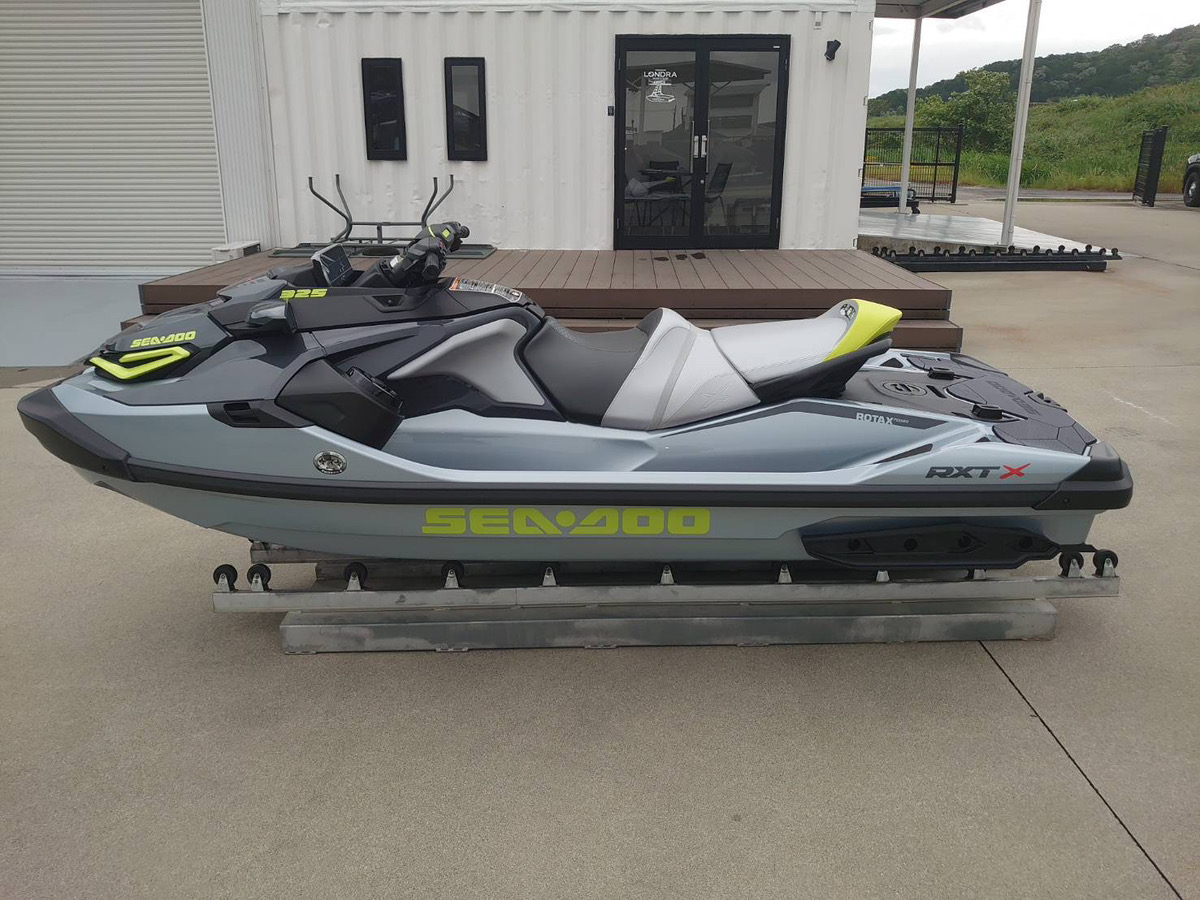 SEADOO  RXT-X 325