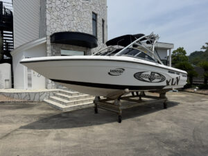 MOOMBA MOBIUS XLV　長龍マリーナ