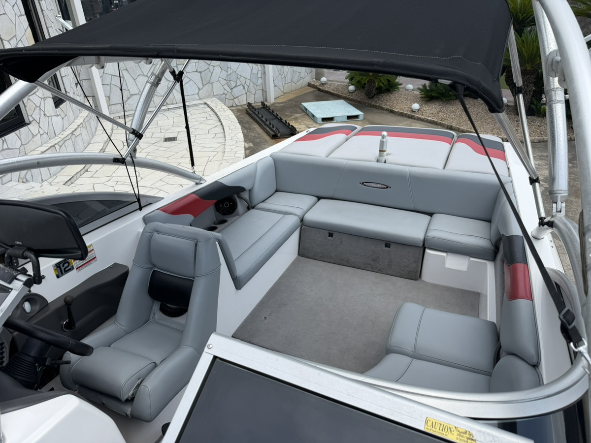 MOOMBA MOBIUS XLV