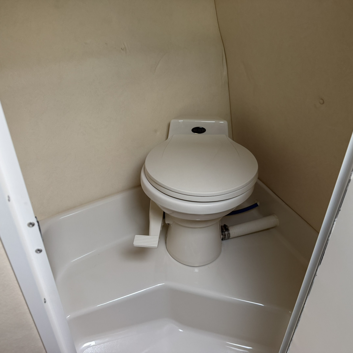 SeaRay 245WE