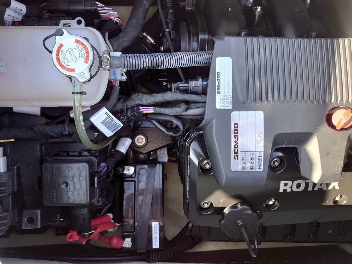 SEADOO RXT-X300RS（2023）