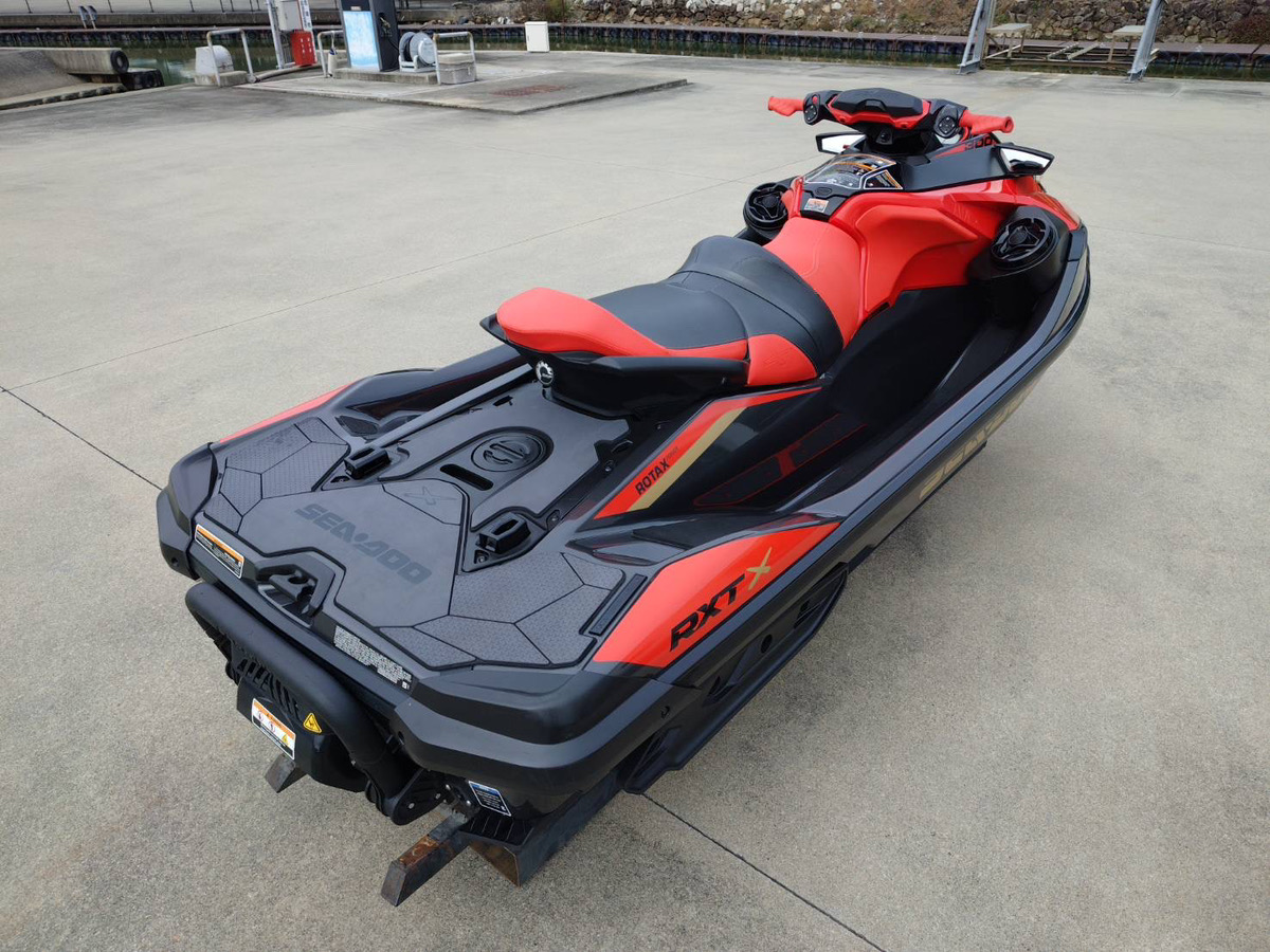 SEADOO RXT-X 300（2019）