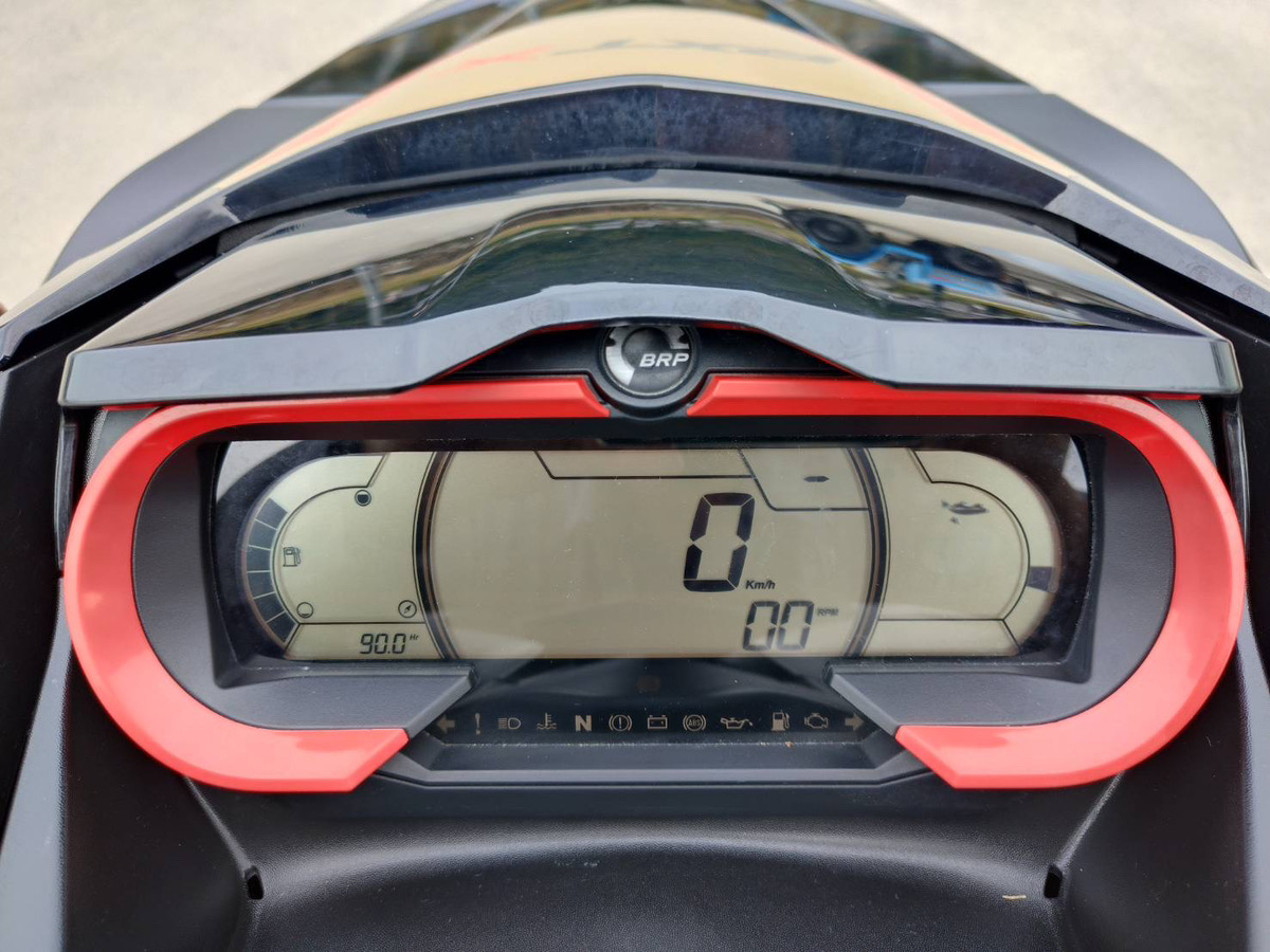 SEADOO RXT-X 300（2019）