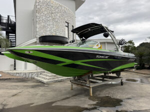 MB Sports F24 TOMCAT　長龍マリーナ
