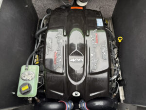 MB Sports F24 TOMCAT　長龍マリーナ