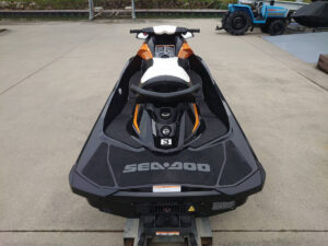 シードゥー　SEADOO　SeaDoo　GTR  215  マリーナ　水上バイク　ジェット
